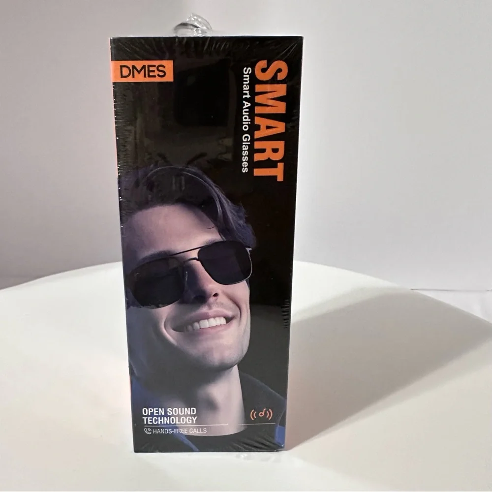 NWT DMES Smart Audio Glasses translate language thru sunglasses